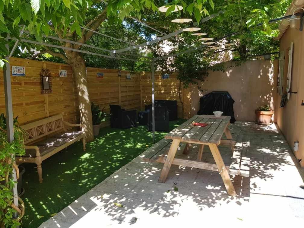 Le Petit St Jean Villa Cazouls-d Herault Cameră foto